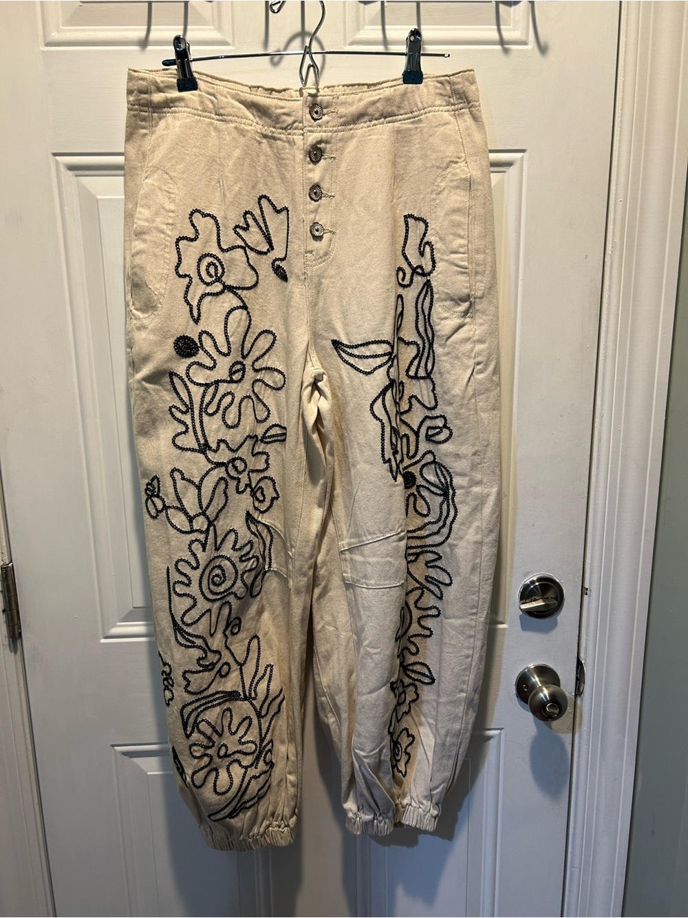 POL Beige Embroidered Jogger/Barrel Pants - Casual Floral Design